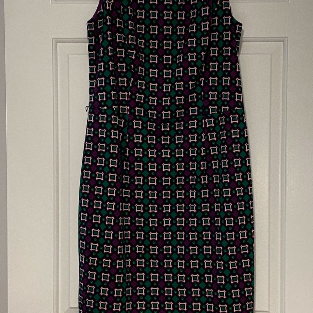 Dress - Picture 2 of 5